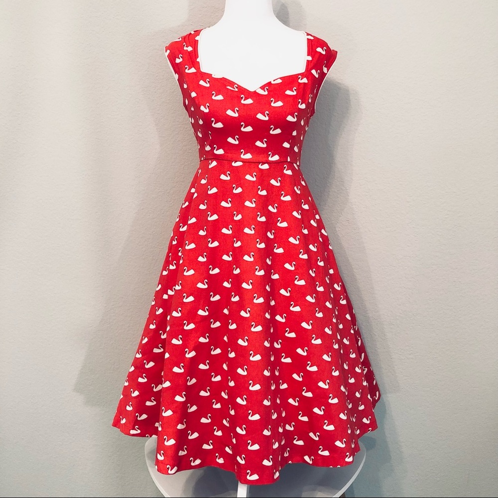 Graceful pink swan dress 26” waist NWT Lindy bop